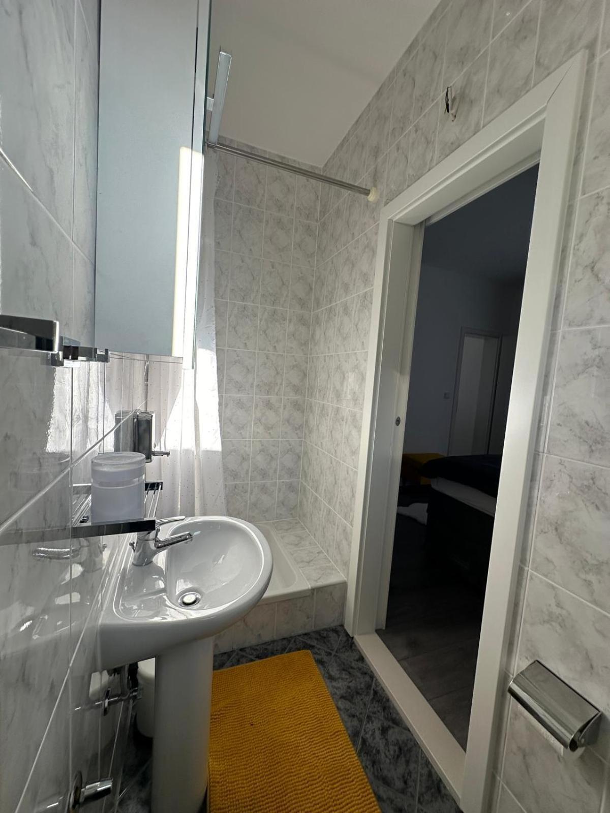 Apartments Villa Sunce Dugi Rat Εξωτερικό φωτογραφία