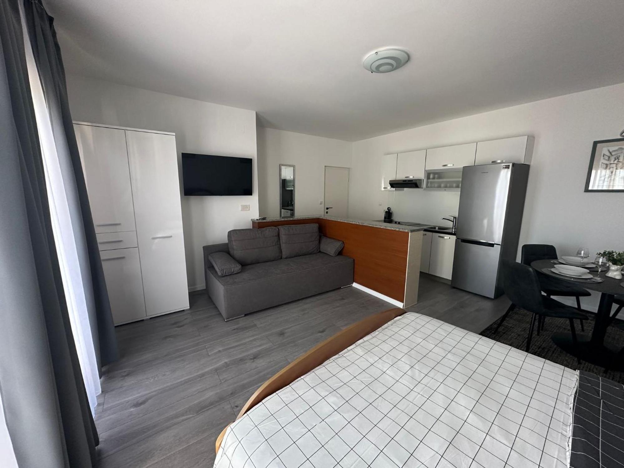 Apartments Villa Sunce Dugi Rat Εξωτερικό φωτογραφία