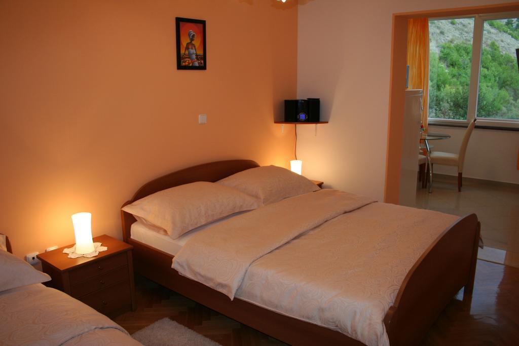Apartments Villa Sunce Dugi Rat Δωμάτιο φωτογραφία