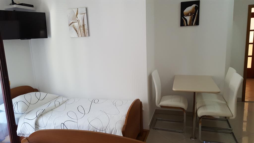 Apartments Villa Sunce Dugi Rat Εξωτερικό φωτογραφία